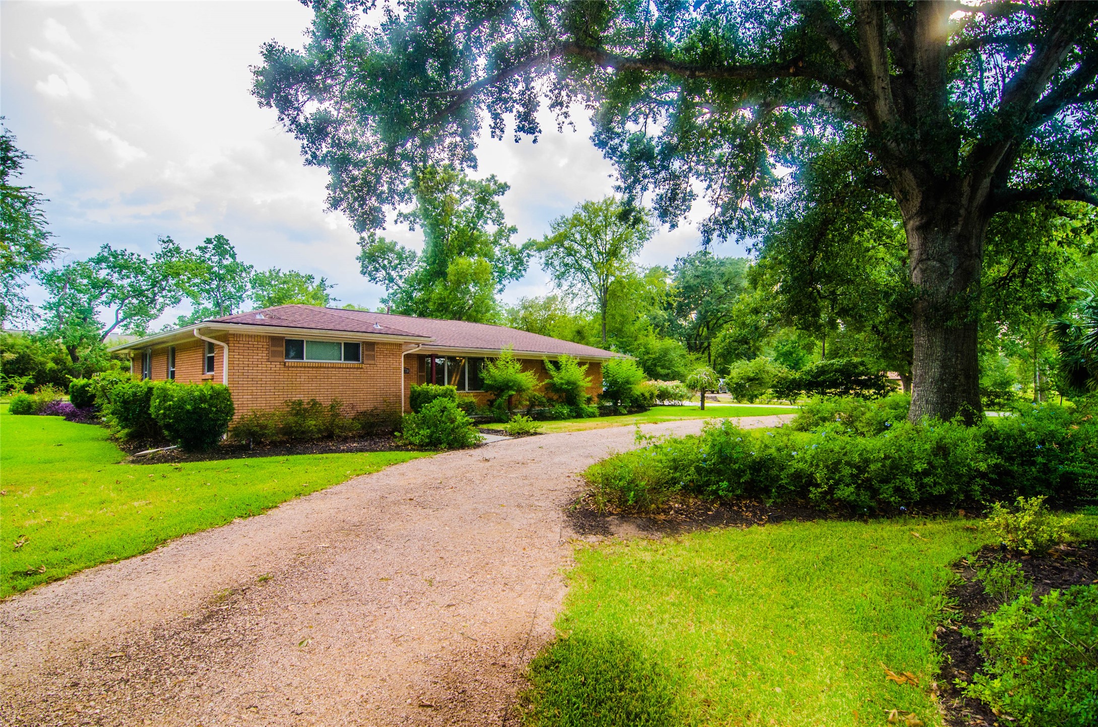 1011 Inwood Street Tomball TX 77375