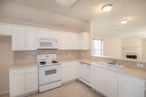 5008 Blanco Drive Pearland TX 77584