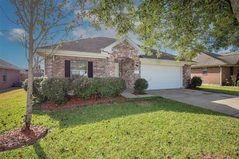 5008 Blanco Drive Pearland TX 77584