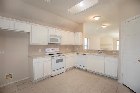 5008 Blanco Drive Pearland TX 77584
