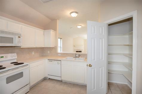 5008 Blanco Drive Pearland TX 77584