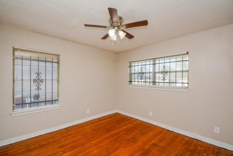 10214 Rockaway Drive Houston TX 77016