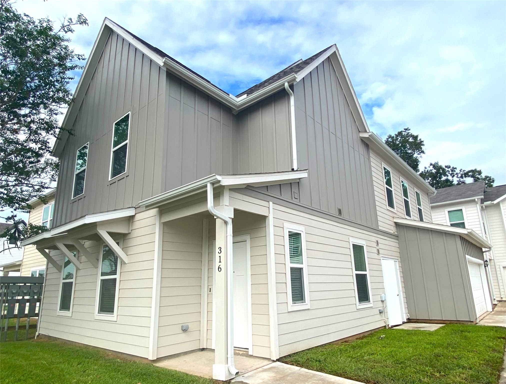 316 Huisache Street Lake Jackson TX 77566