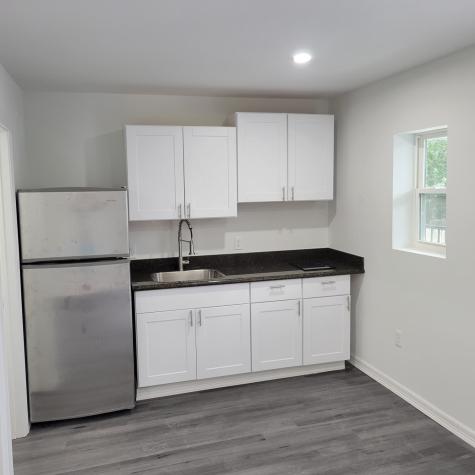 4312 Crane 11 Houston TX 77026