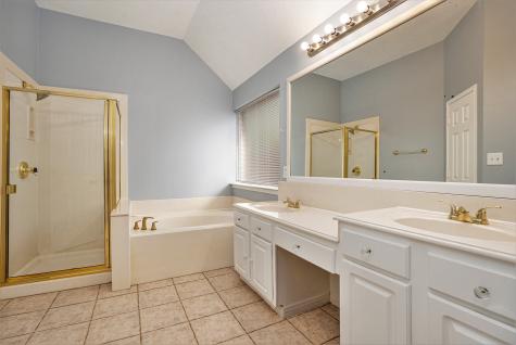 1814 Heather Cove Court Houston TX 77062