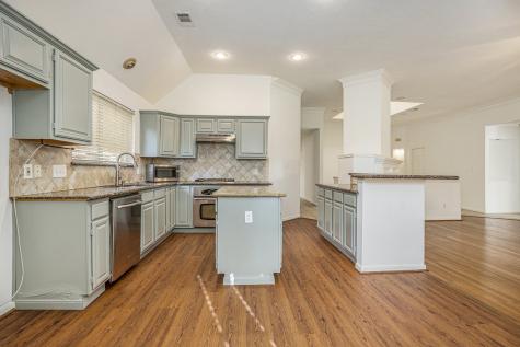1814 Heather Cove Court Houston TX 77062