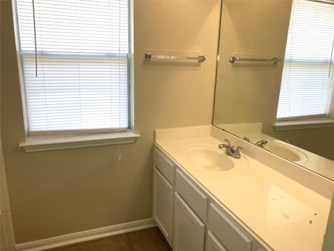 5722 Ashbury Trails Court Sugar Land TX 77479