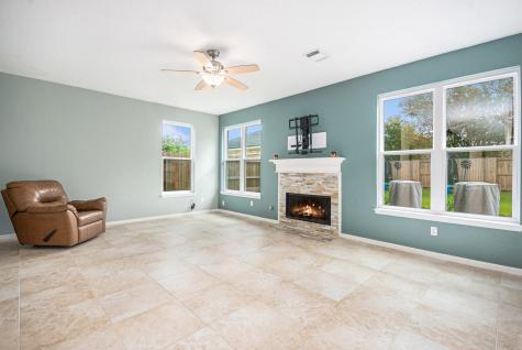 124 Harwood Drive League City TX 77573