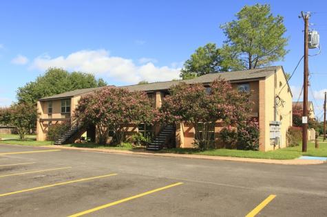 324 Webb Street Smithville TX 78957