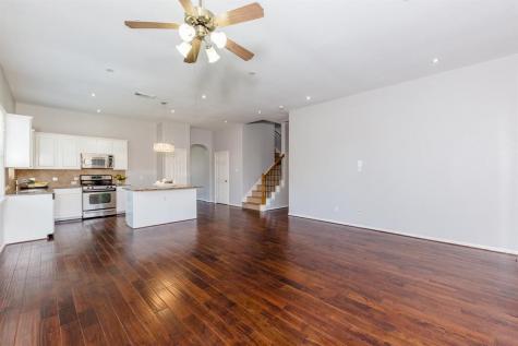 1919 Lazy Hollow Lane Pearland TX 77581