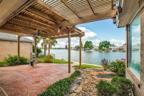 13661 Lakeside Place Drive Willis TX 77318