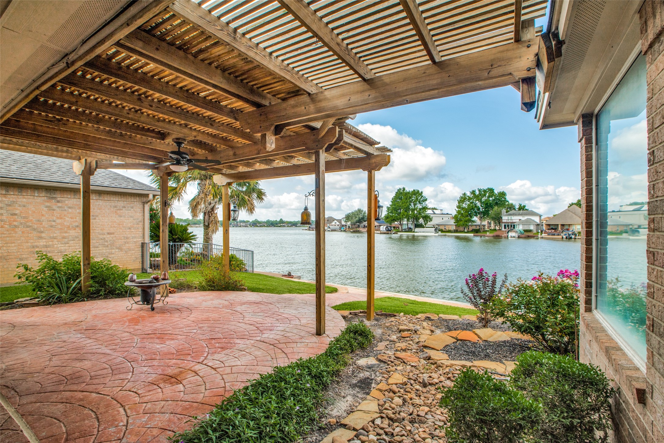 13661 Lakeside Place Drive Willis TX 77318