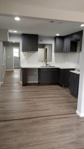 3862 Lincoln Avenue Groves TX 77619