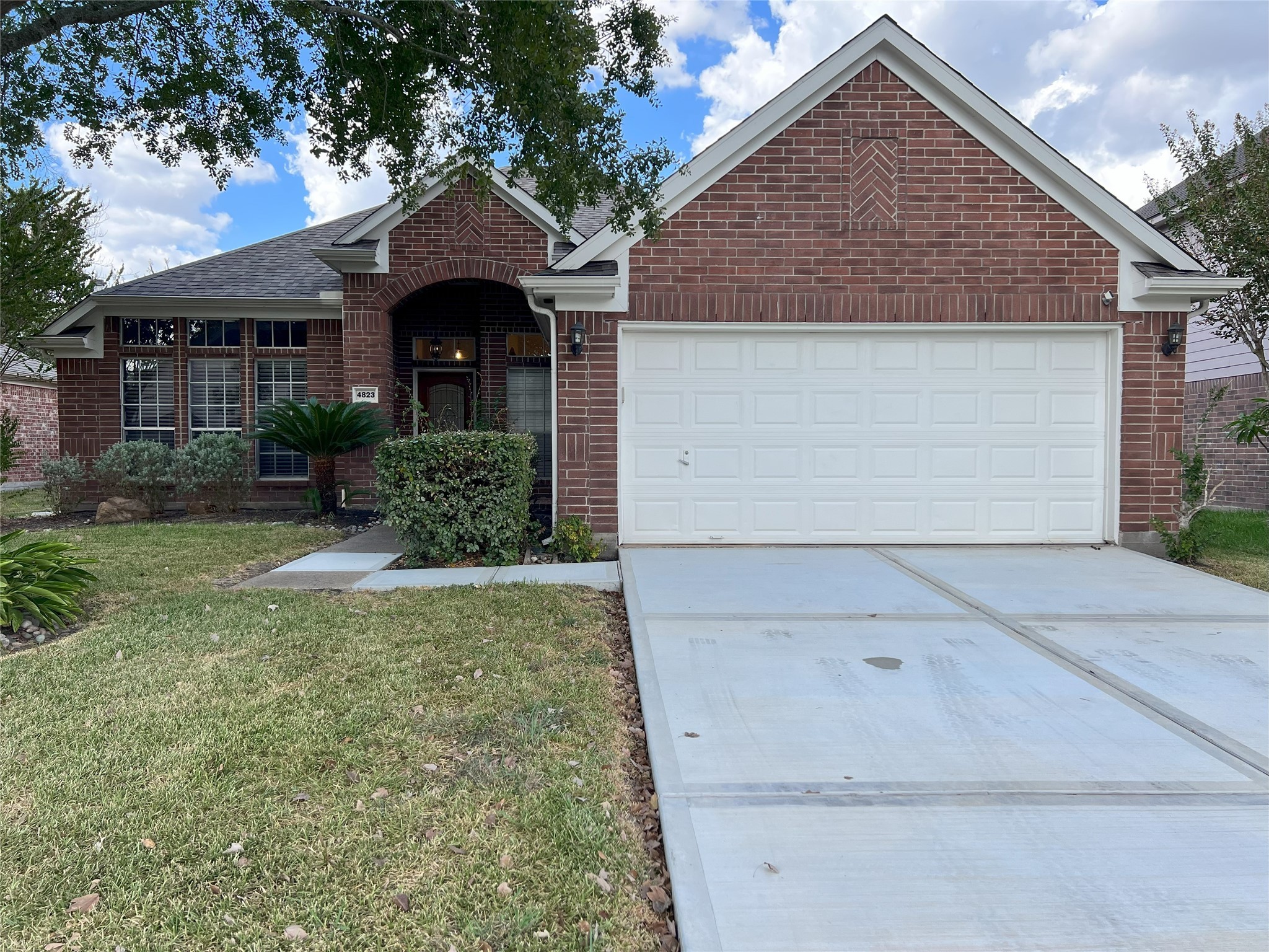 4823 Lochman Lane Pearland TX 77584