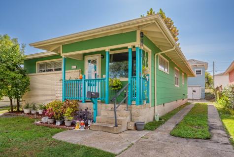 4511 Avenue Q Galveston TX 77551