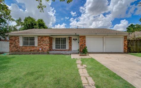 8414 Braeburn Valley Drive Houston TX 77074