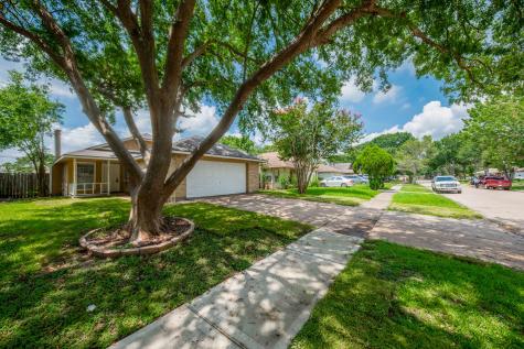 14139 Clear Forest Drive Sugar Land TX 77498