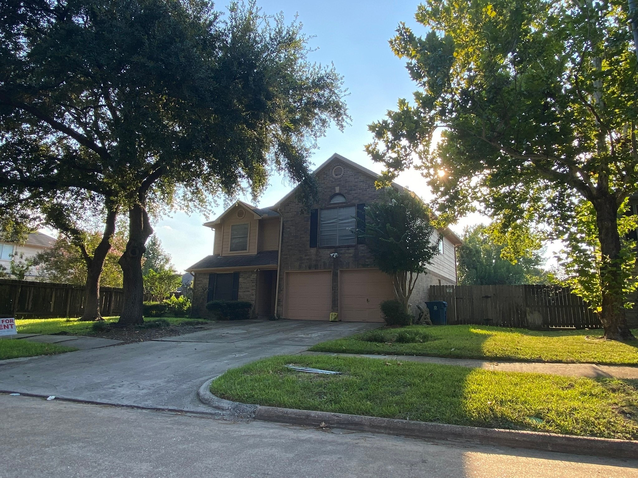 8915 Weyburn Grove Drive Houston TX 77088