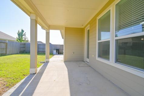 2607 Oakwood Bluff Trail Houston TX 77038