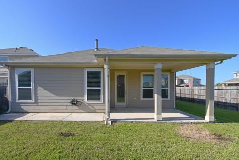 2607 Oakwood Bluff Trail Houston TX 77038