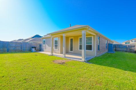 2607 Oakwood Bluff Trail Houston TX 77038