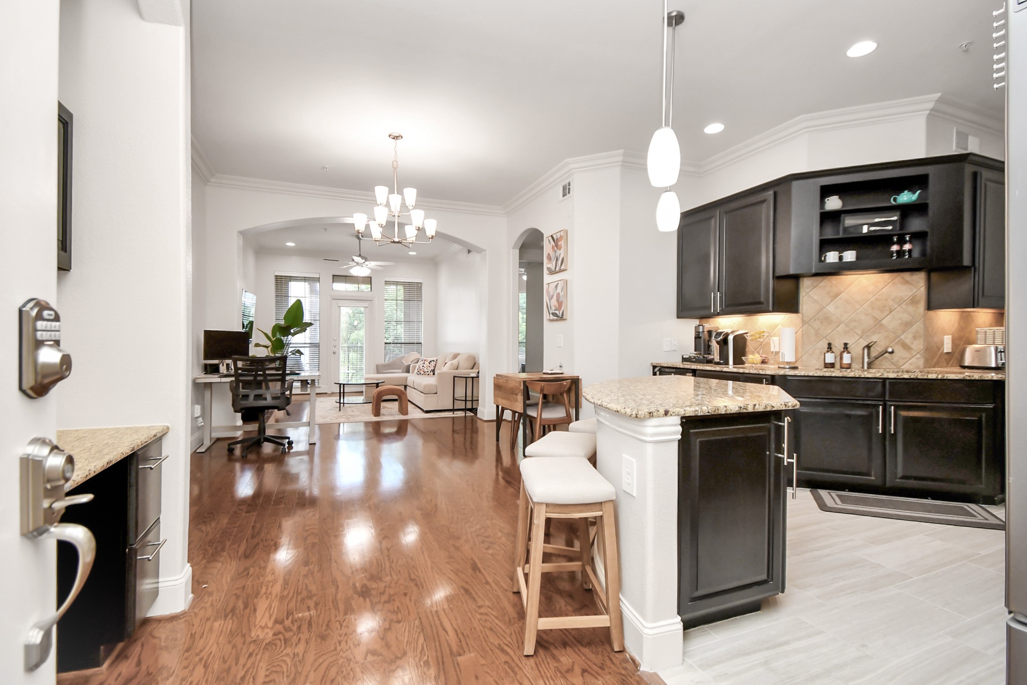 2120 Kipling Street 306 Houston TX 77098