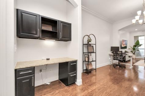 2120 Kipling Street 306 Houston TX 77098
