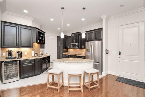 2120 Kipling Street 306 Houston TX 77098