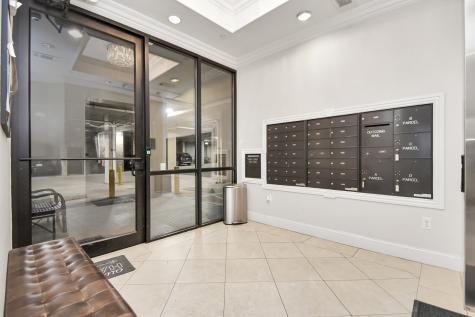 2120 Kipling Street 306 Houston TX 77098