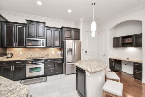2120 Kipling Street 306 Houston TX 77098