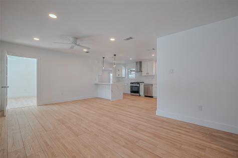 2214 Nina Lee Lane Houston TX 77018