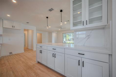2214 Nina Lee Lane Houston TX 77018