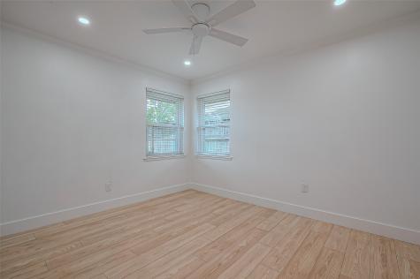 2214 Nina Lee Lane Houston TX 77018