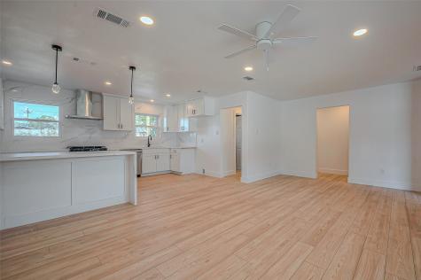 2214 Nina Lee Lane Houston TX 77018