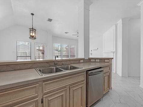 5805 Windy Knoll Lane Rosharon TX 77583