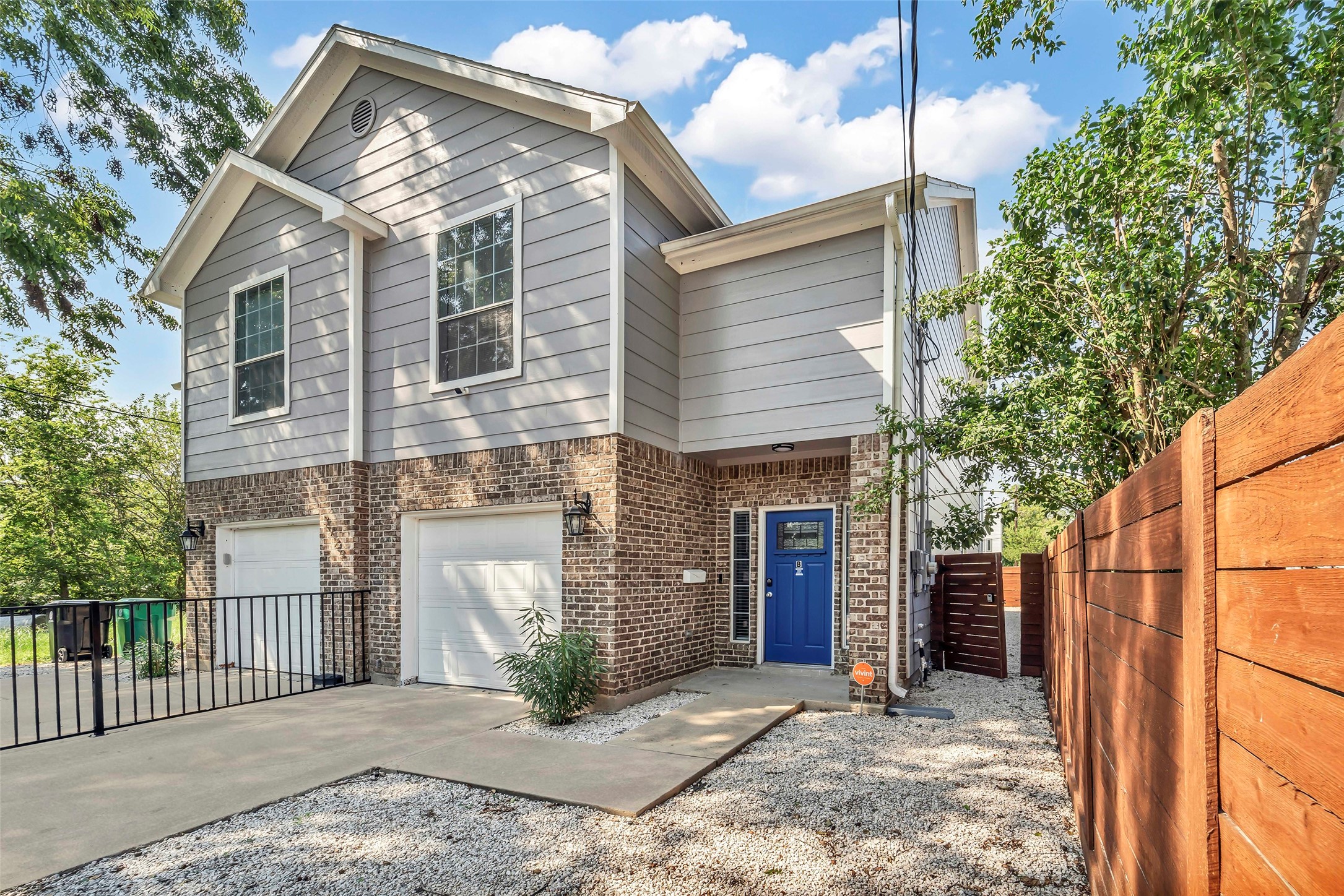 3925 Lowden Street B Houston TX 77051