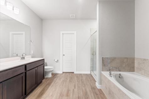 818 Deerhurst Lane Magnolia TX 77354