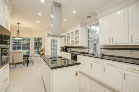 3902 Lyndhurst Place Sugar Land TX 77479