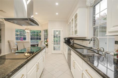 3902 Lyndhurst Place Sugar Land TX 77479