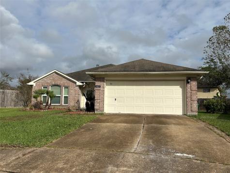 4507 Hunter Green Court Fresno TX 77545