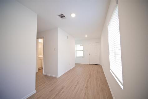 4114 Oakland View Street Baytown TX 77521