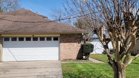 407 S Austin Street Webster TX 77598