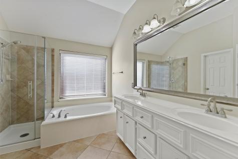 2801 Highland Lake Court Pearland TX 77584