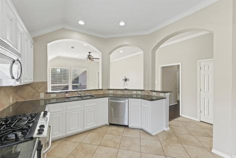 2801 Highland Lake Court Pearland TX 77584