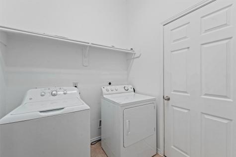 2801 Highland Lake Court Pearland TX 77584