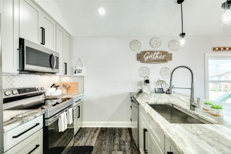 13108 John Reynolds Road Galveston TX 77554