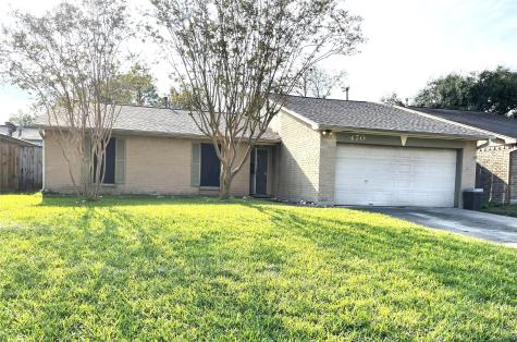 470 Ironbark Court Webster TX 77598