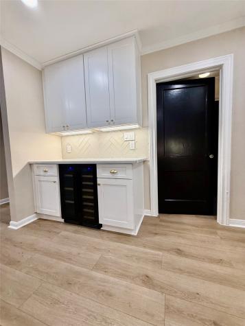 300 Dunnam Avenue Cleveland TX 77327