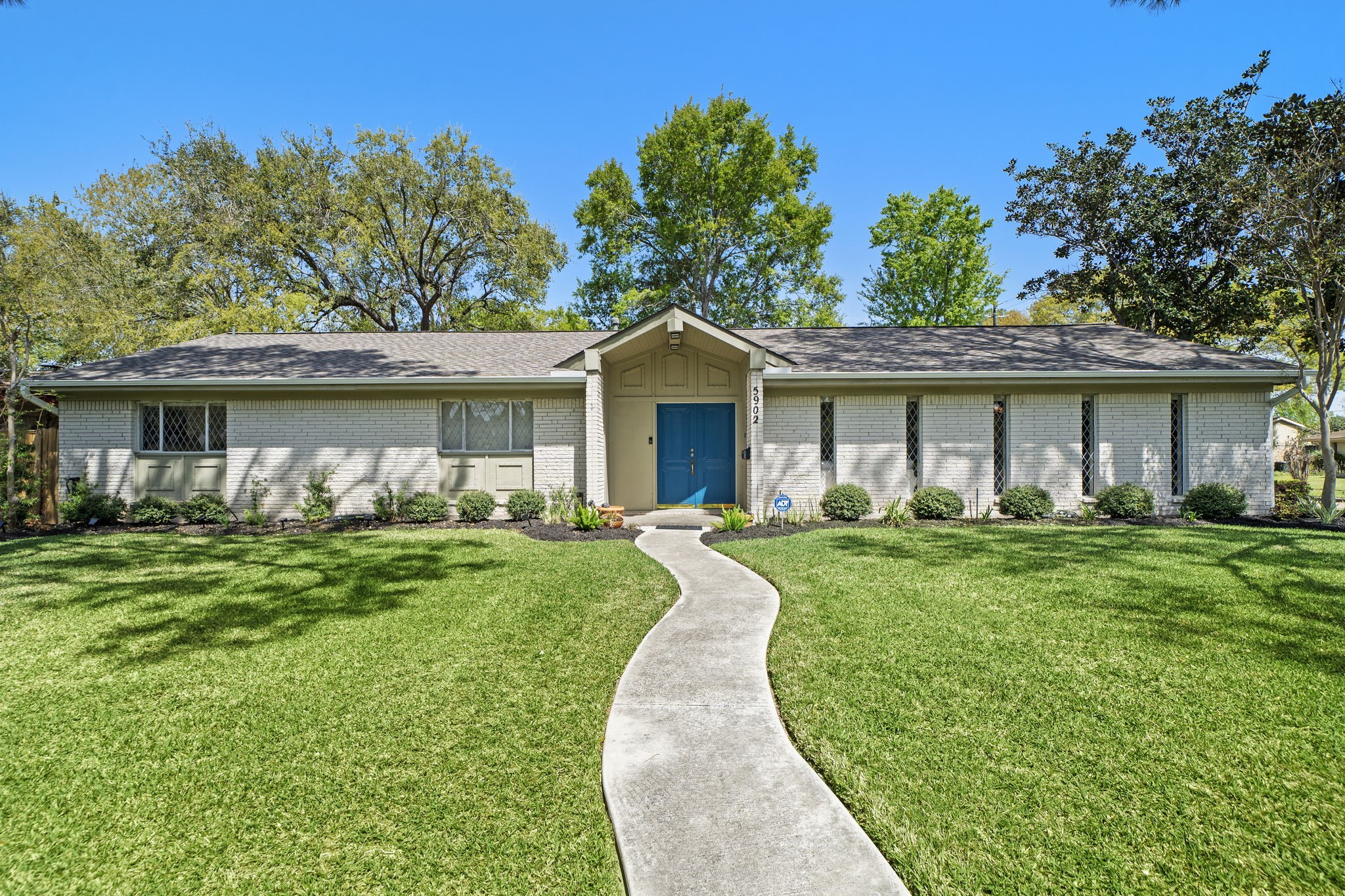 5902 Mcknight Street Houston TX 77035