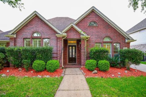 9209 Sunridge Court Pearland TX 77584